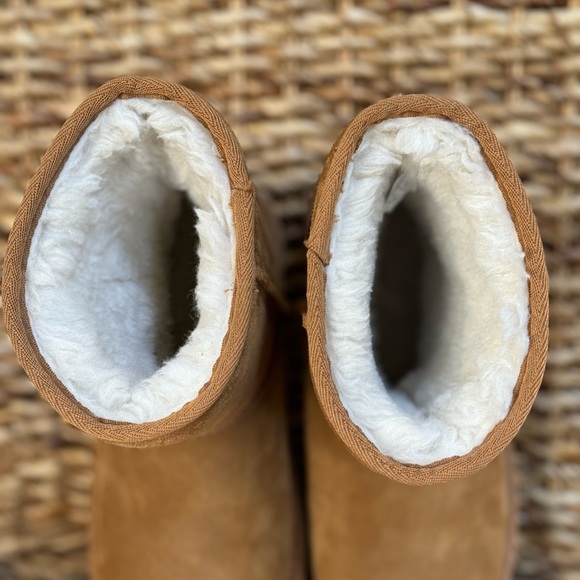 Koolaburra by Ugg Kids Short Boot - Picture 7 of 7